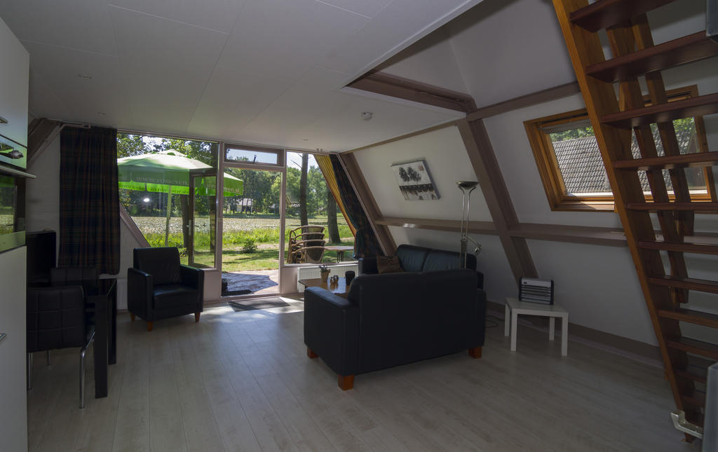 'T Vosseven Vakantiehuizen Stramproy Rum bild